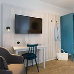 Koopmanns Und Laedchen Hotel Goehren (Ruegen)