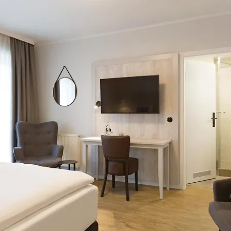 Koopmanns Und Laedchen Hotel