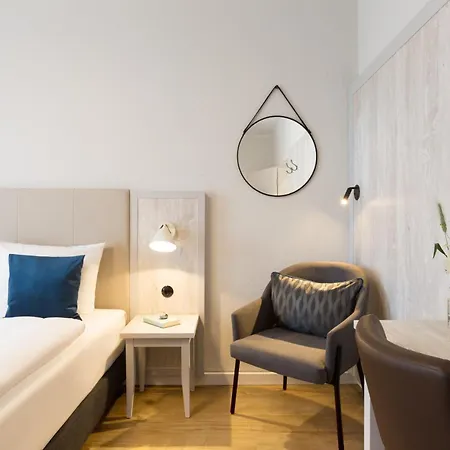 Hotel Koopmanns Und Laedchen 3*