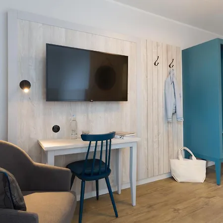 Koopmanns Und Laedchen Hotel Goehren (Ruegen)