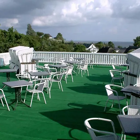 Koopmanns Und Laedchen Goehren (Ruegen)