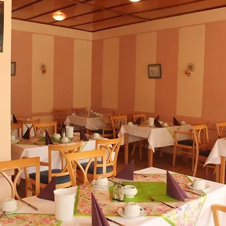 Koopmanns Und Laedchen Hotel 3*