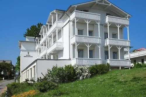 Koopmanns Und Laedchen 奥斯特巴德·哥伦