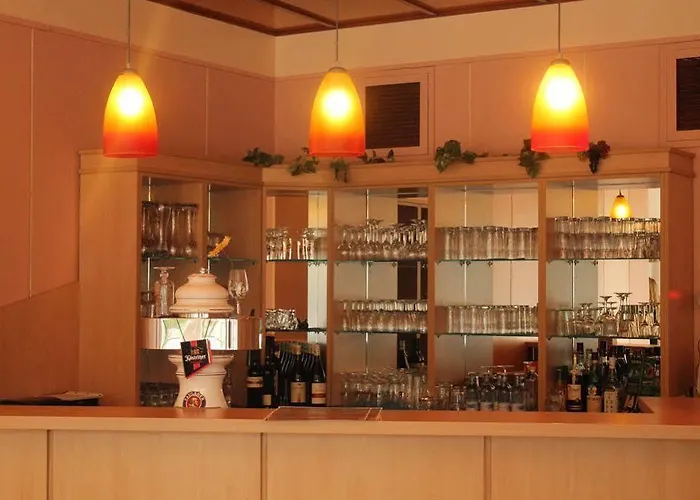 Koopmanns Und Laedchen 3* גוהרן