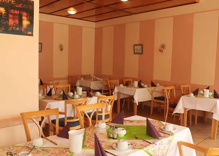 Koopmanns Und Laedchen מלון 3*